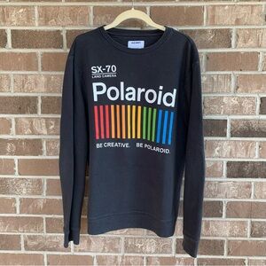 Old Navy Polaroid crew-neck // large